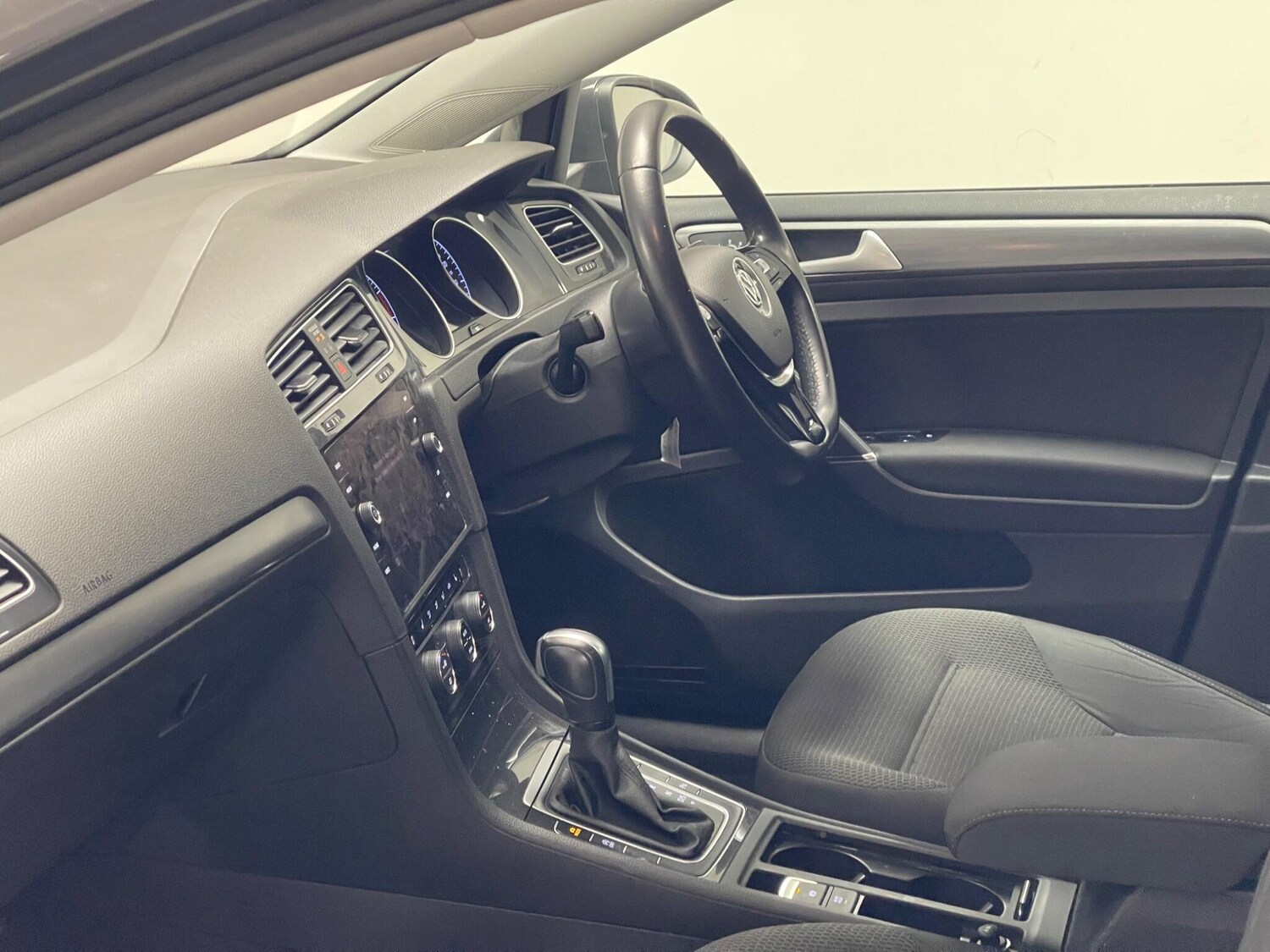 Used Volkswagen Golf 2020 for sale - 76166636: Photo 13