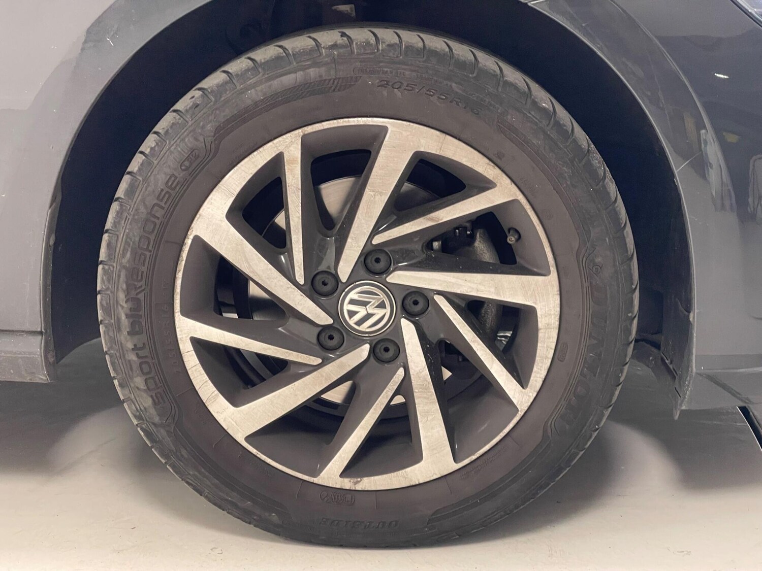 Used Volkswagen Golf 2020 for sale - 76166636: Photo 24