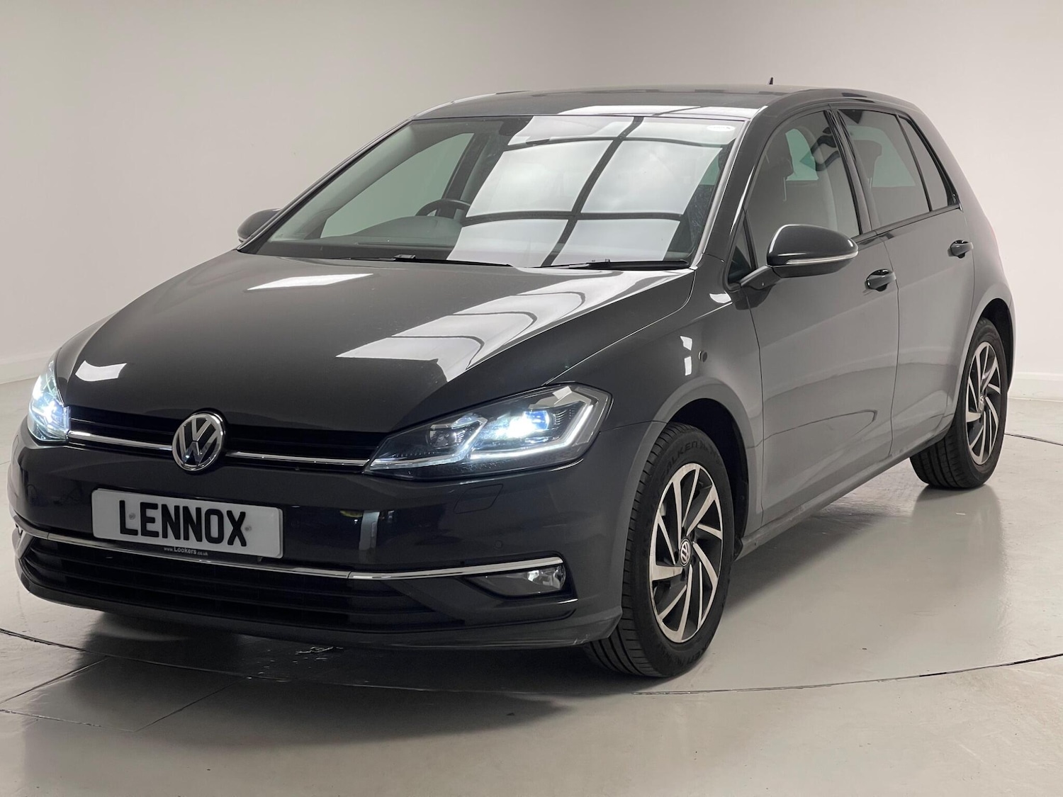 Used Volkswagen Golf 2020 for sale - 76166636: Photo 3