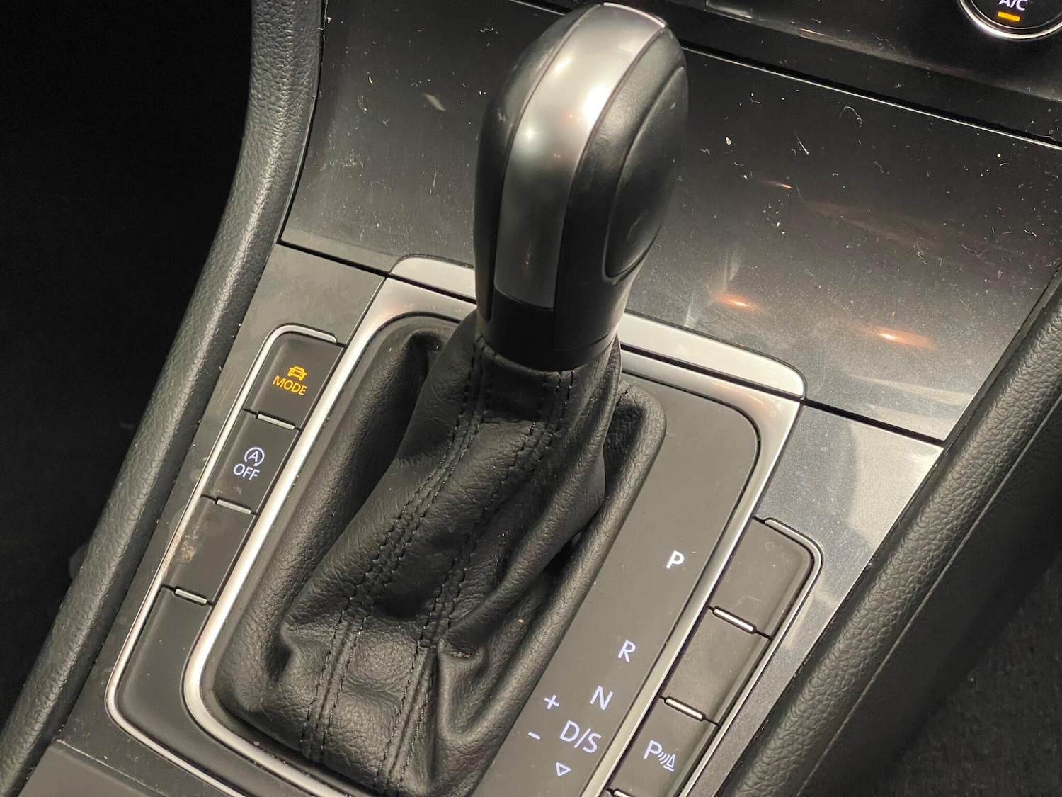 Used Volkswagen Golf 2020 for sale - 76166636: Photo 8