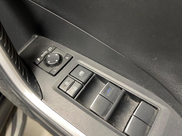 Used Toyota RAV4 2021 for sale - 75225470: Photo 12