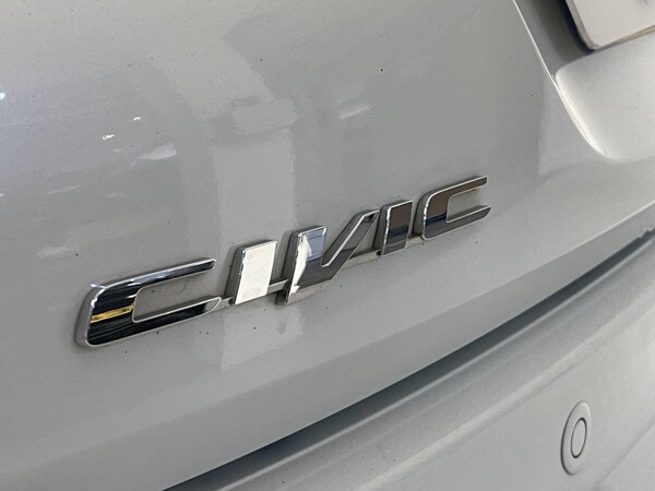 Used Honda Civic 2015 for sale - 76260381: Photo 29
