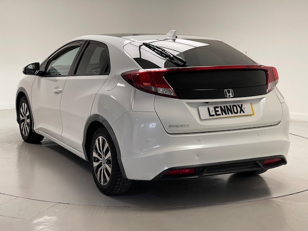 Used Honda Civic 2015 for sale - 76260381: Photo 4