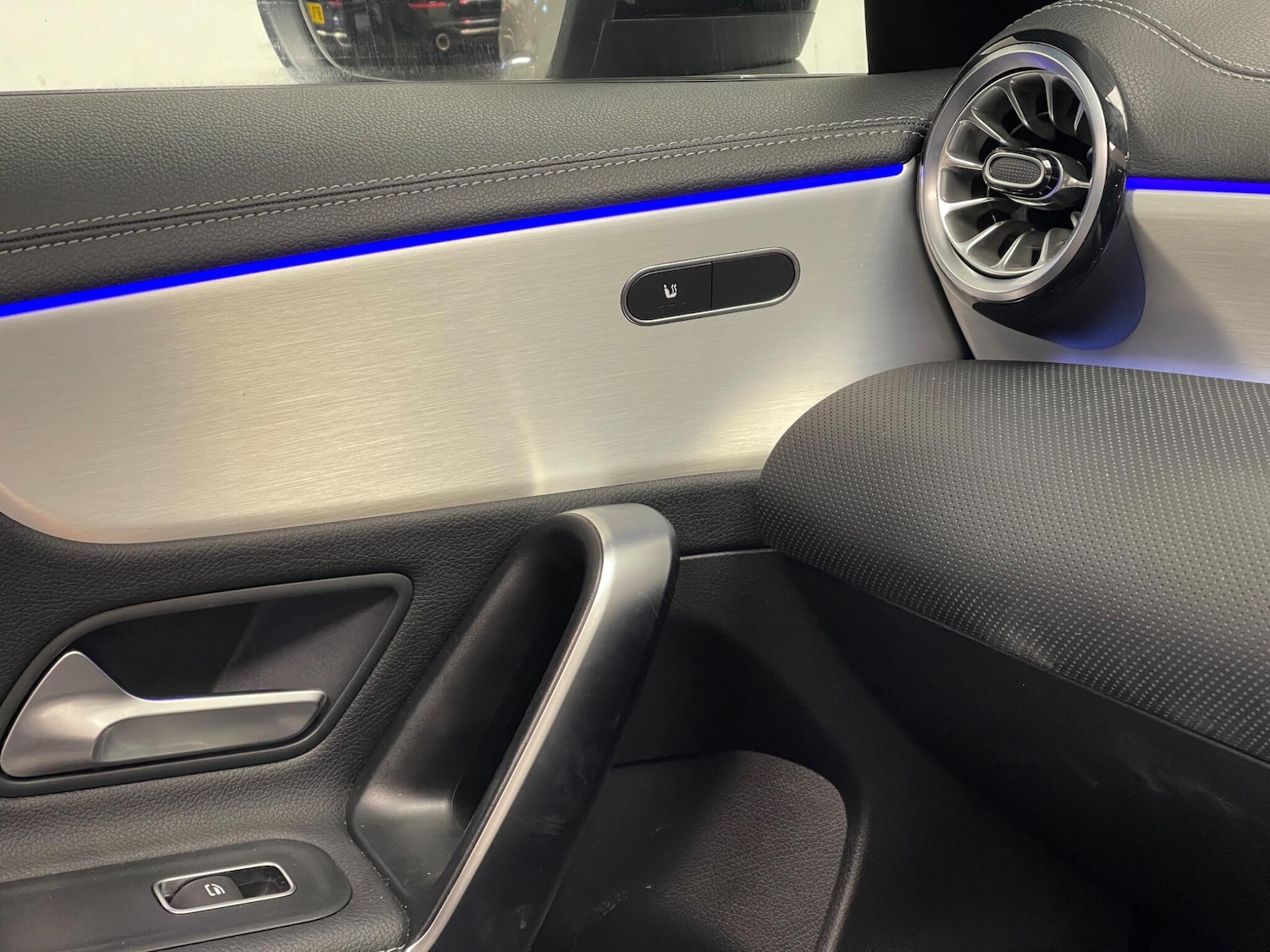 Used Mercedes-Benz CLA 2022 for sale - 76388680: Photo 11