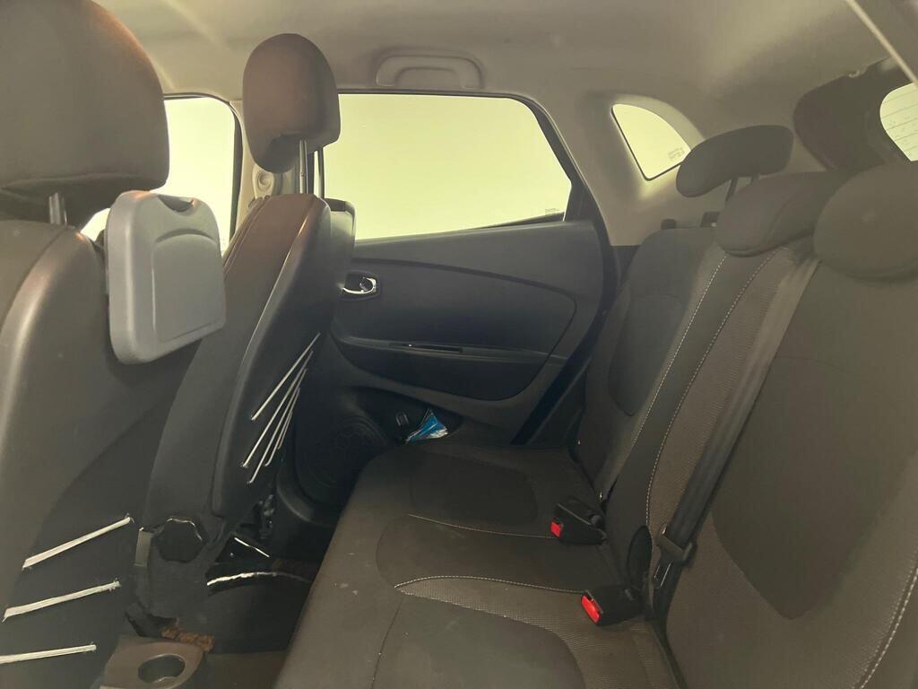 Used Renault Captur 2015 for sale - 76936322: Photo 13