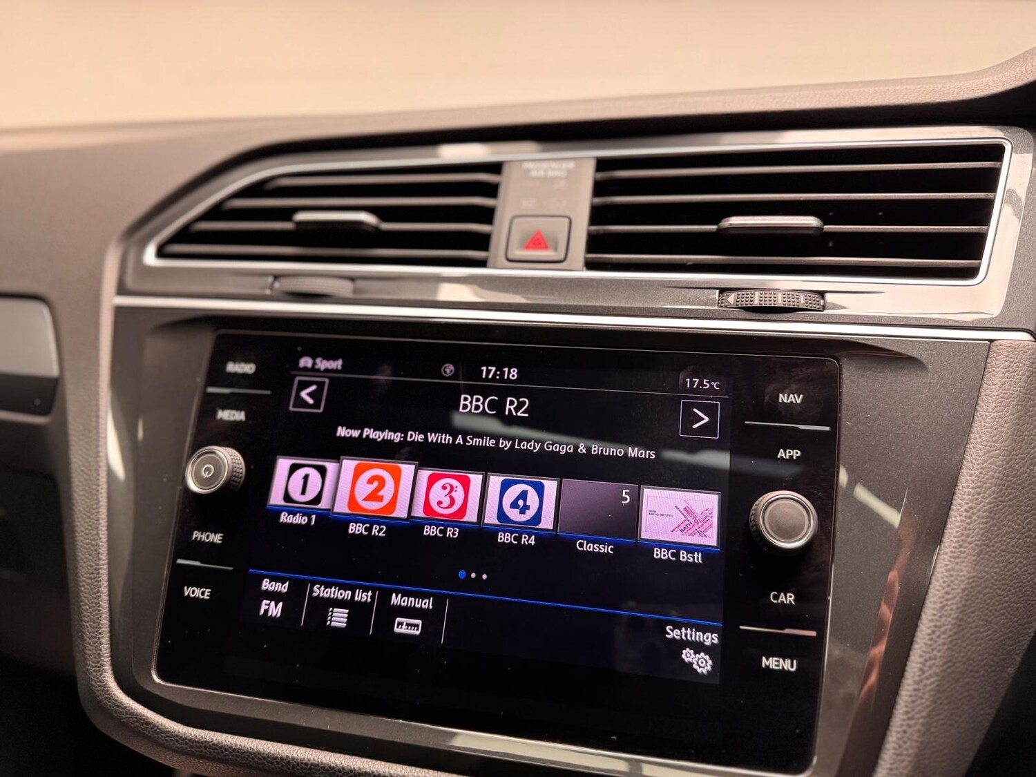 Used Volkswagen Tiguan for sale - 77940713: Photo 16