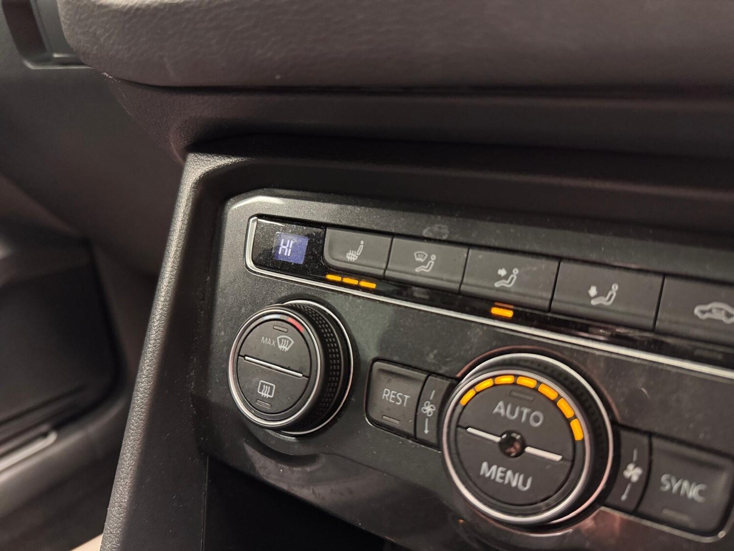 Used Volkswagen Tiguan for sale - 77940713: Photo 17