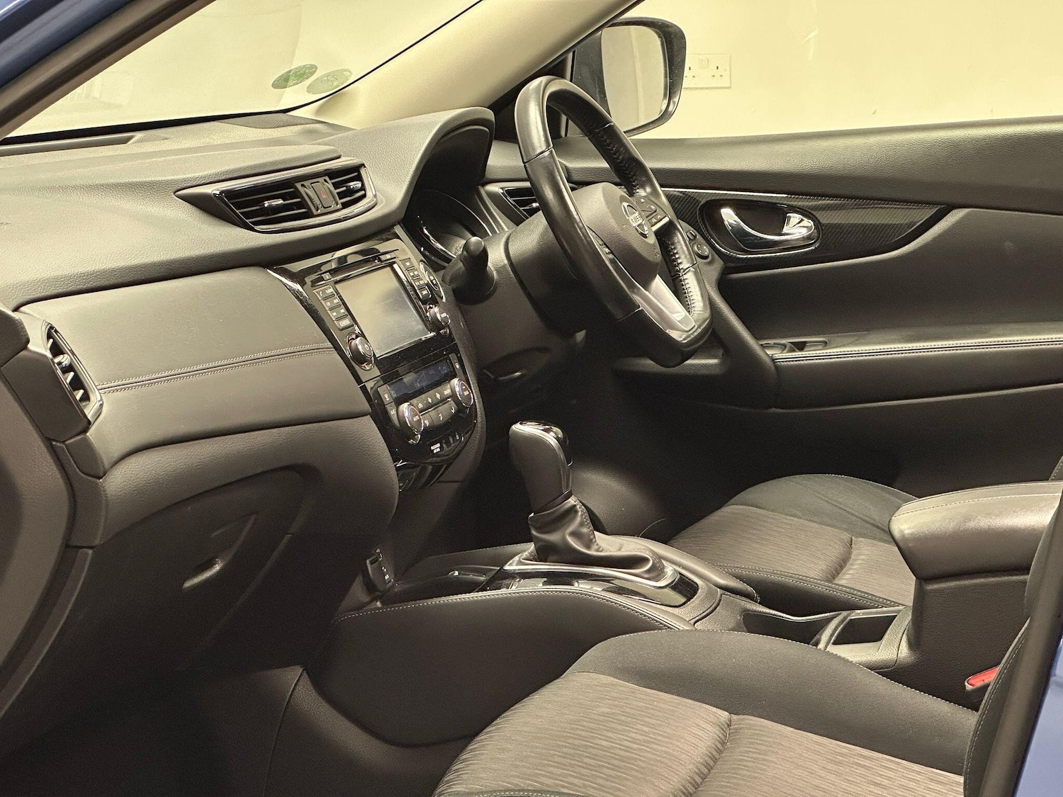 Used Nissan X-Trail 2019 for sale - 76024329: Photo 8