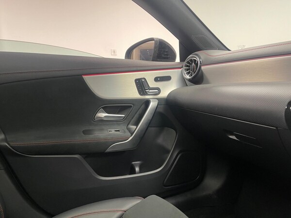 Used Mercedes-Benz CLA 2023 for sale - 76179585: Photo 9