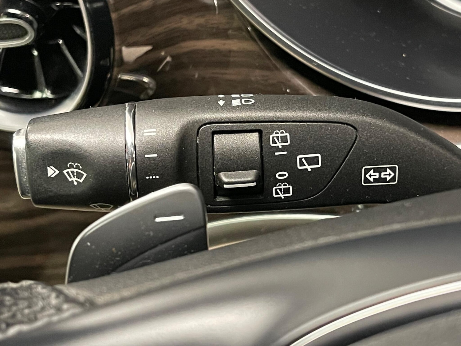 Used Mercedes-Benz V-Class 2020 for sale - 76380759: Photo 20