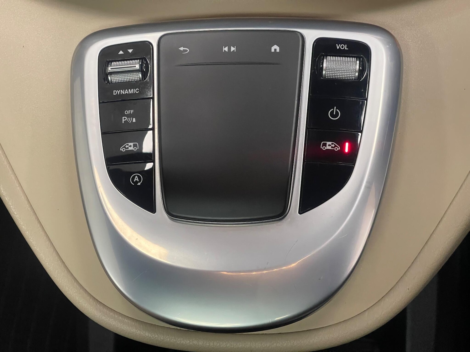 Used Mercedes-Benz V-Class 2020 for sale - 76380759: Photo 37