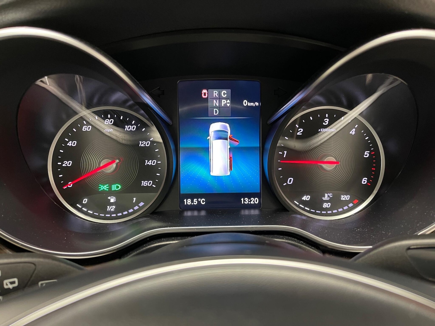 Used Mercedes-Benz V-Class 2020 for sale - 76380759: Photo 41