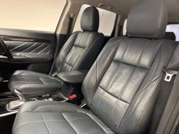 Used Mitsubishi Outlander 2018 for sale - 72803249: Photo 16