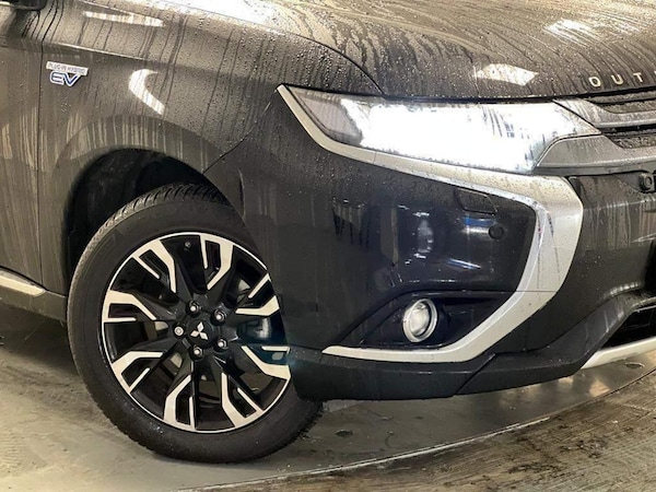Used Mitsubishi Outlander 2018 for sale - 72803249: Photo 2