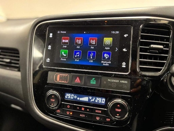 Used Mitsubishi Outlander 2018 for sale - 72803249: Photo 9