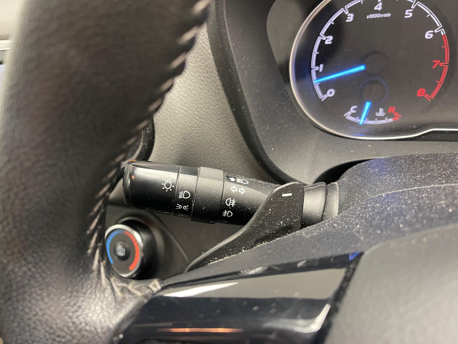 Used Toyota Yaris for sale - 76498670: Photo 14