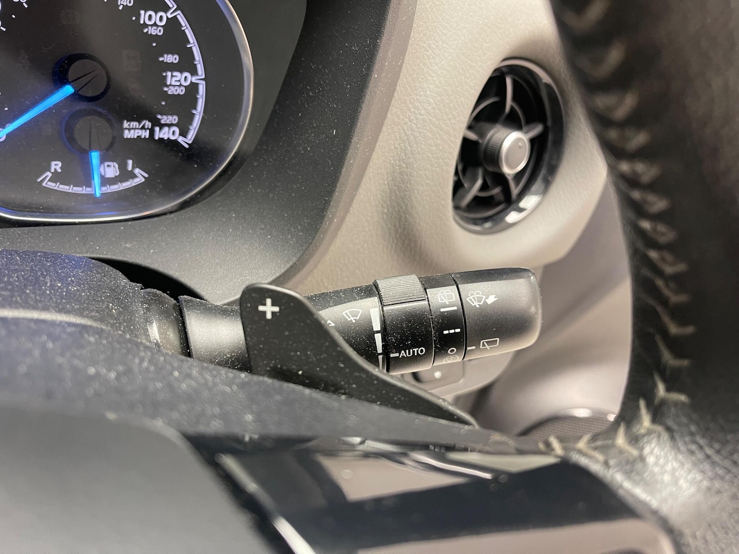 Used Toyota Yaris for sale - 76498670: Photo 15