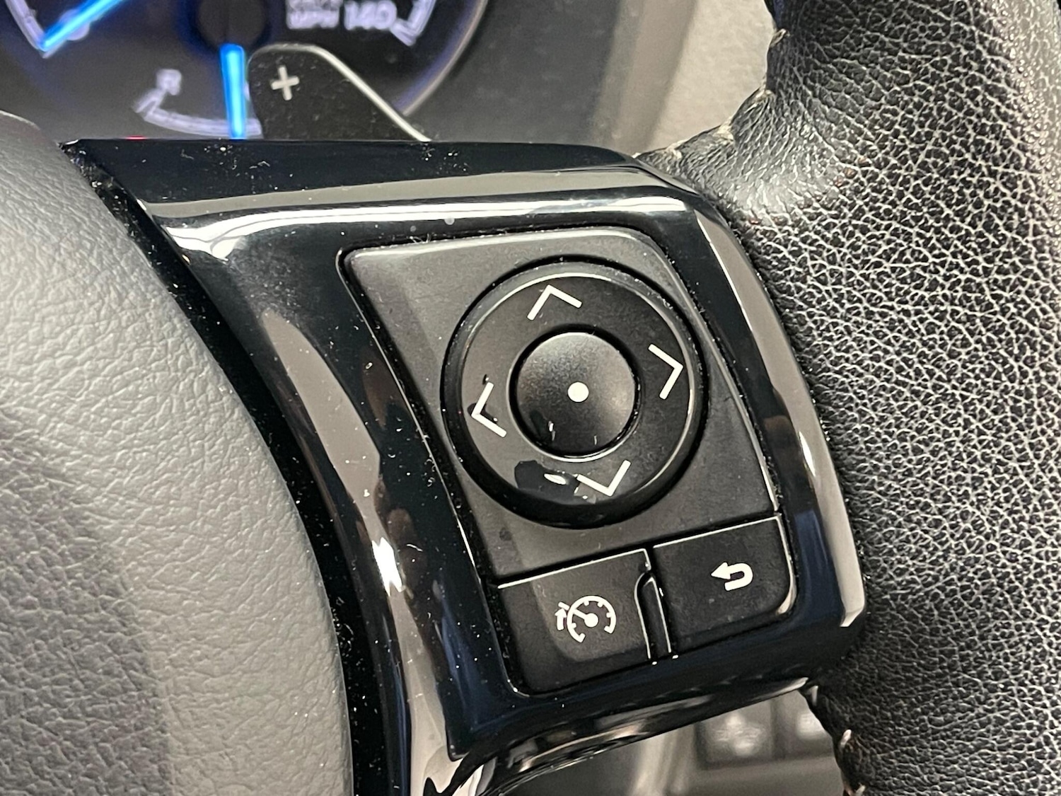 Used Toyota Yaris for sale - 76498670: Photo 18