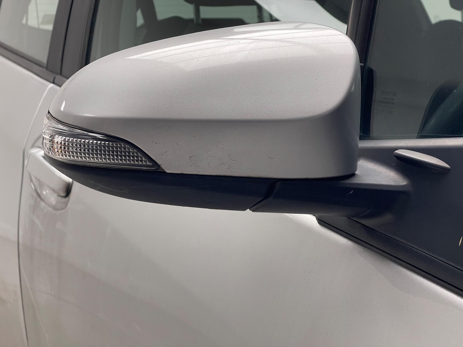 Used Toyota Yaris for sale - 76498670: Photo 29