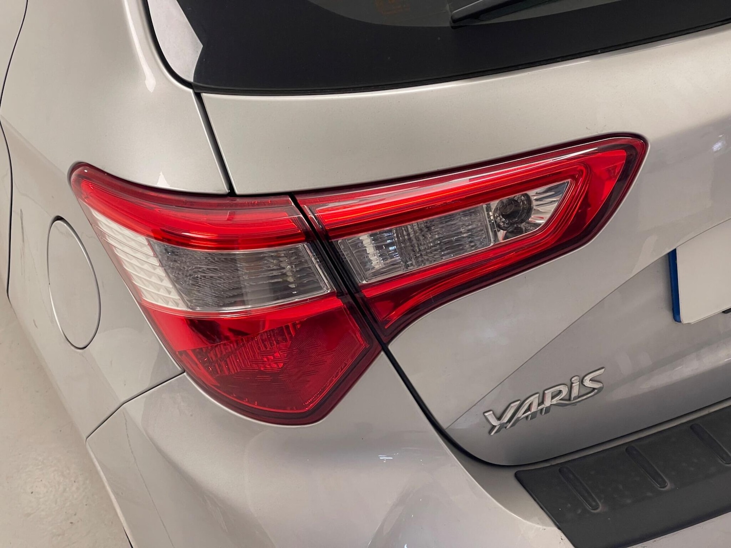 Used Toyota Yaris for sale - 76498670: Photo 32