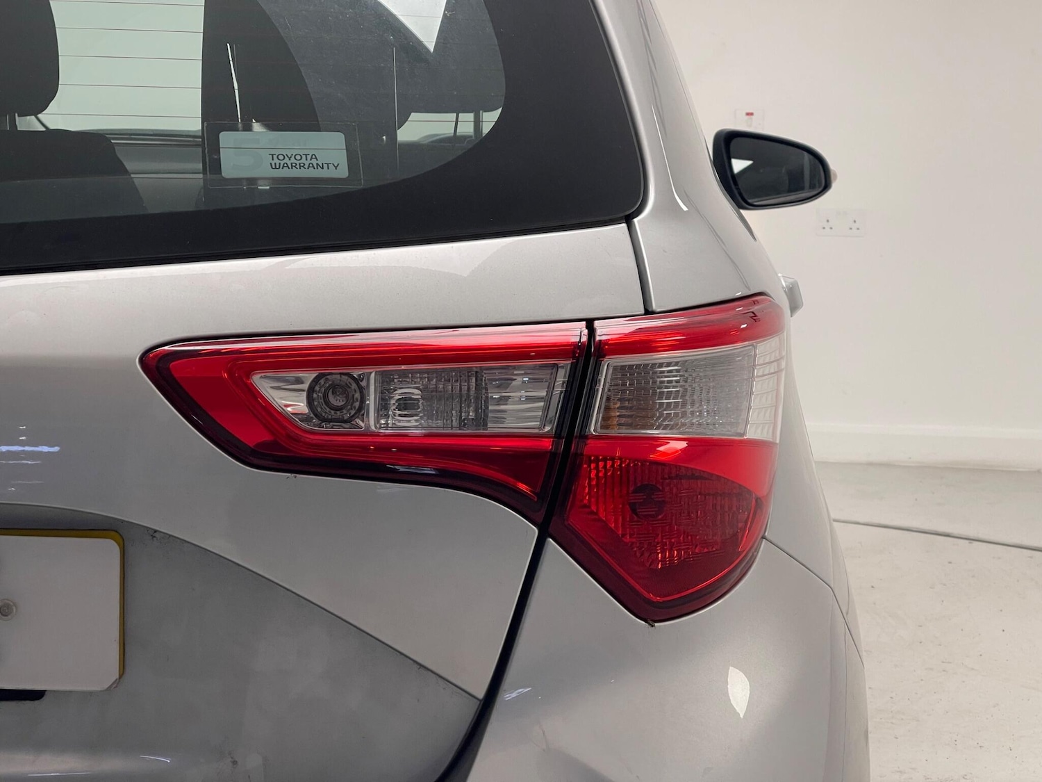 Used Toyota Yaris for sale - 76498670: Photo 33