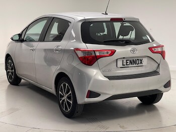Used Toyota Yaris 2019 for sale - 76498670: Photo