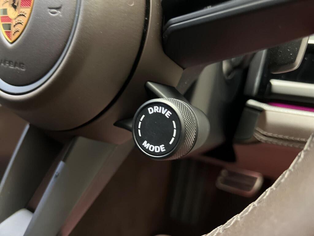 Used Porsche Panamera 2024 for sale - 76926910: Photo 18