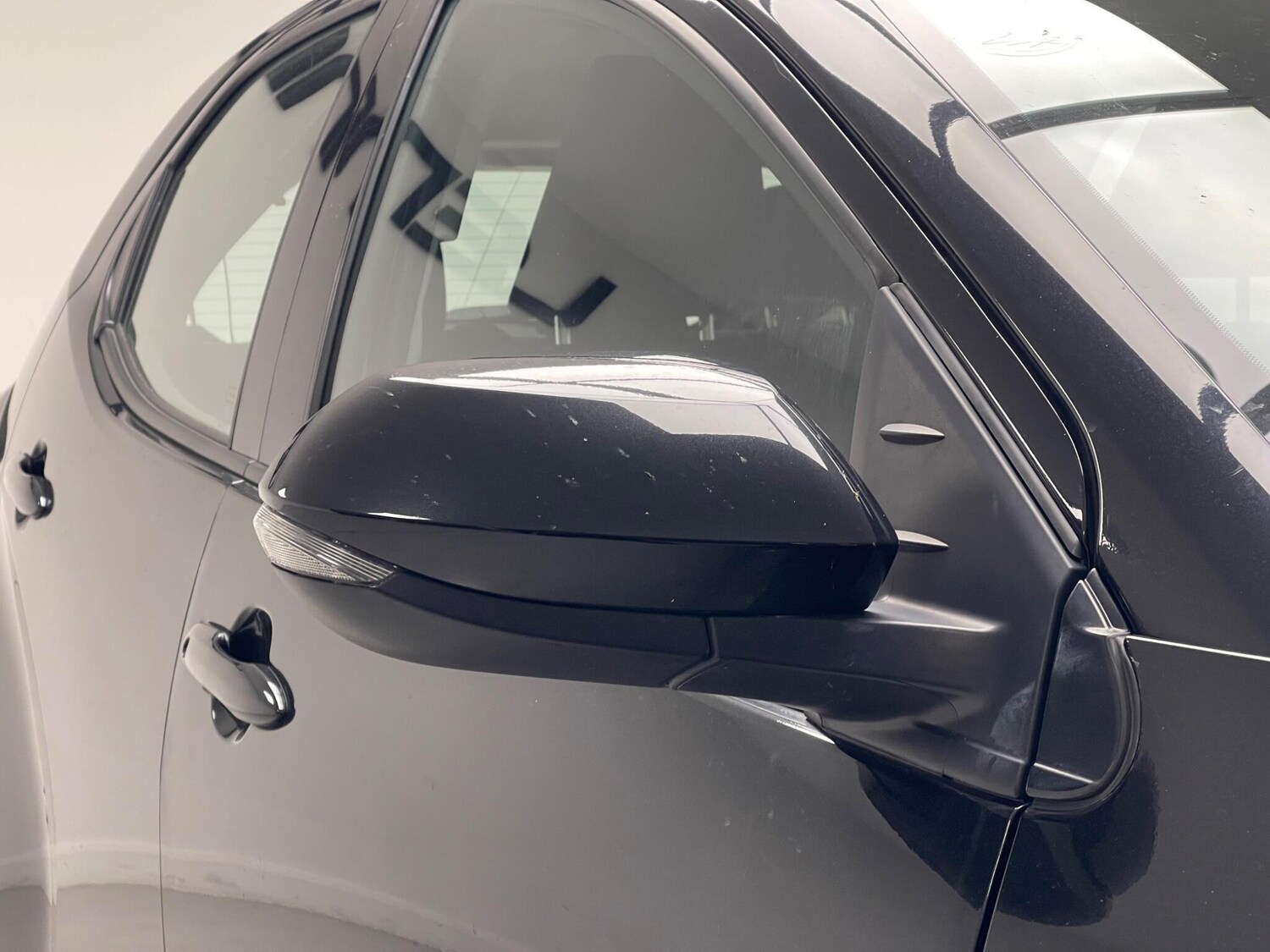 Used Toyota Yaris 2023 for sale - 76214714: Photo 24