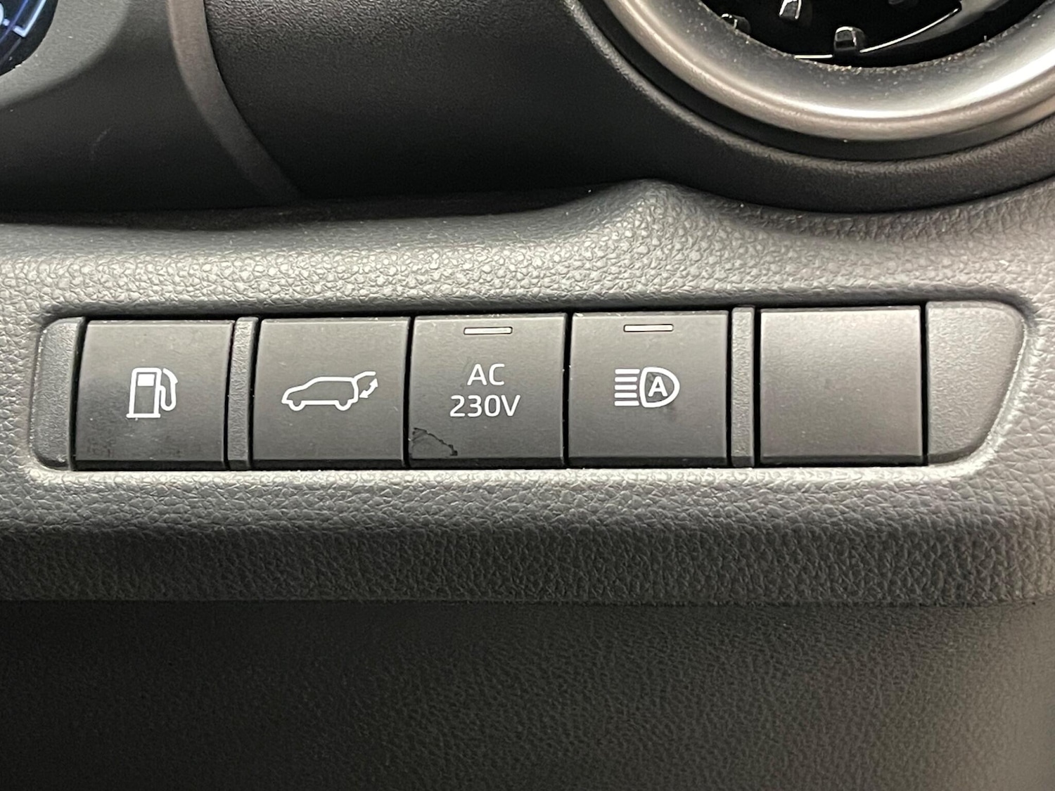 Used Toyota C-HR 2024 for sale - 77511191: Photo 29