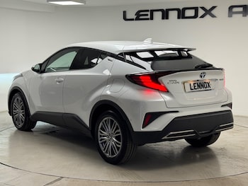 Used Toyota C-HR 2023 for sale - 79225062: Photo