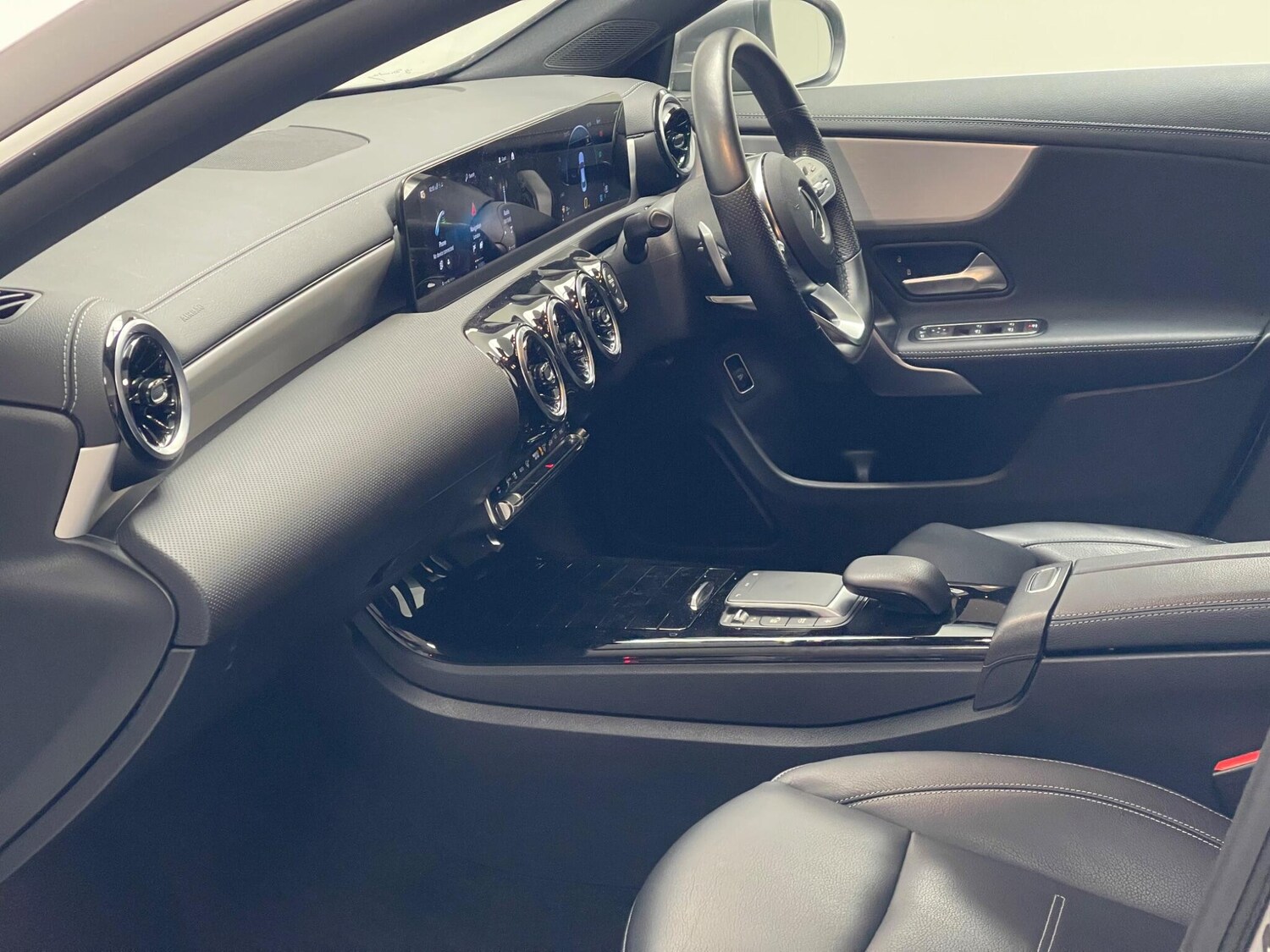 Used Mercedes-Benz CLA 2021 for sale - 76398051: Photo 5