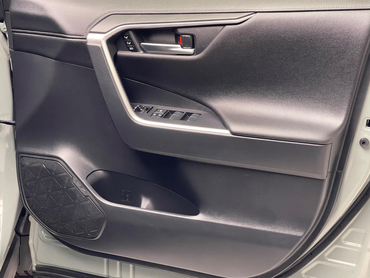 Used Toyota RAV4 2021 for sale - 76326789: Photo 22