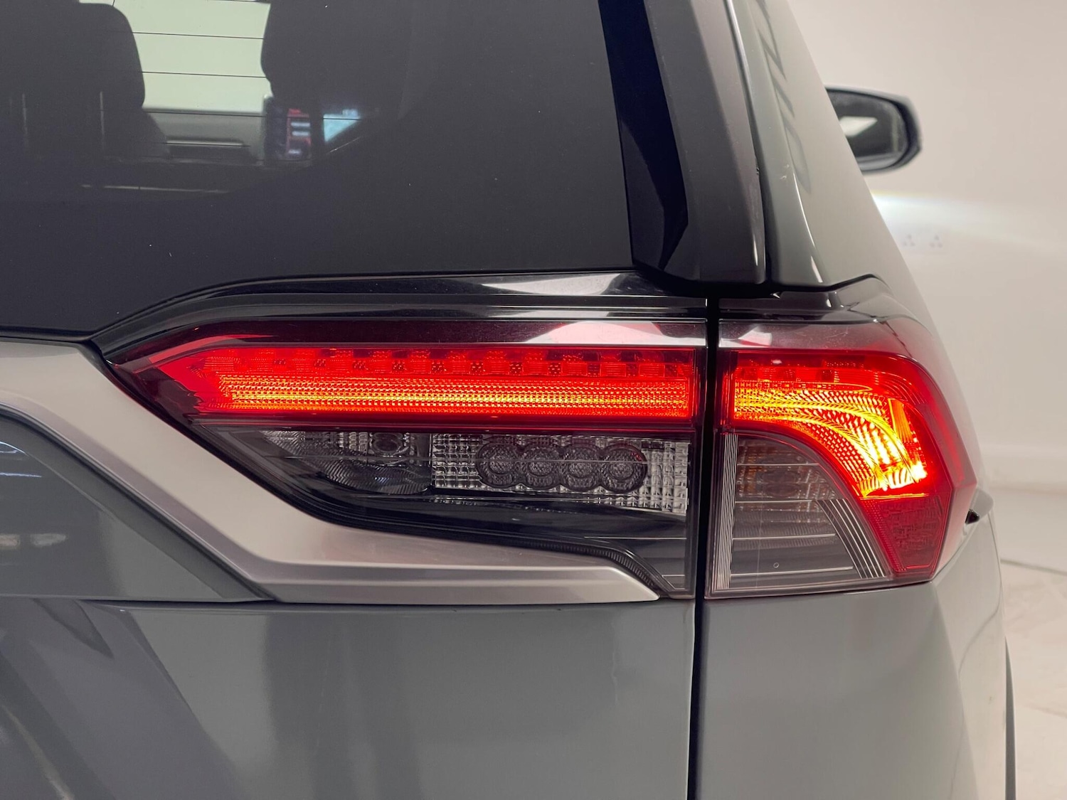 Used Toyota RAV4 2021 for sale - 76326789: Photo 34