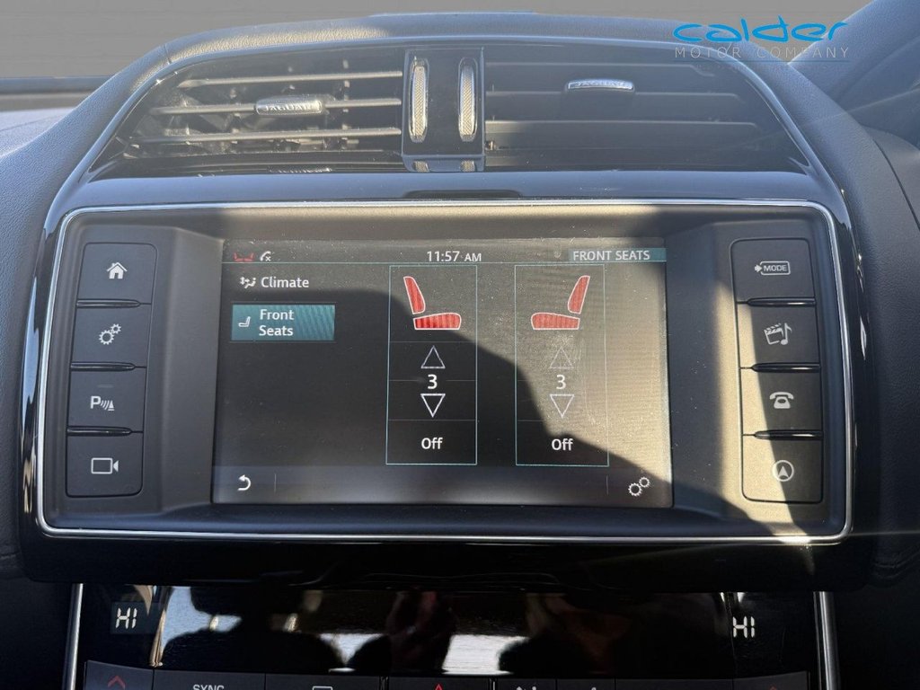 Used Jaguar XE 2015 for sale - 76783364: Photo 20