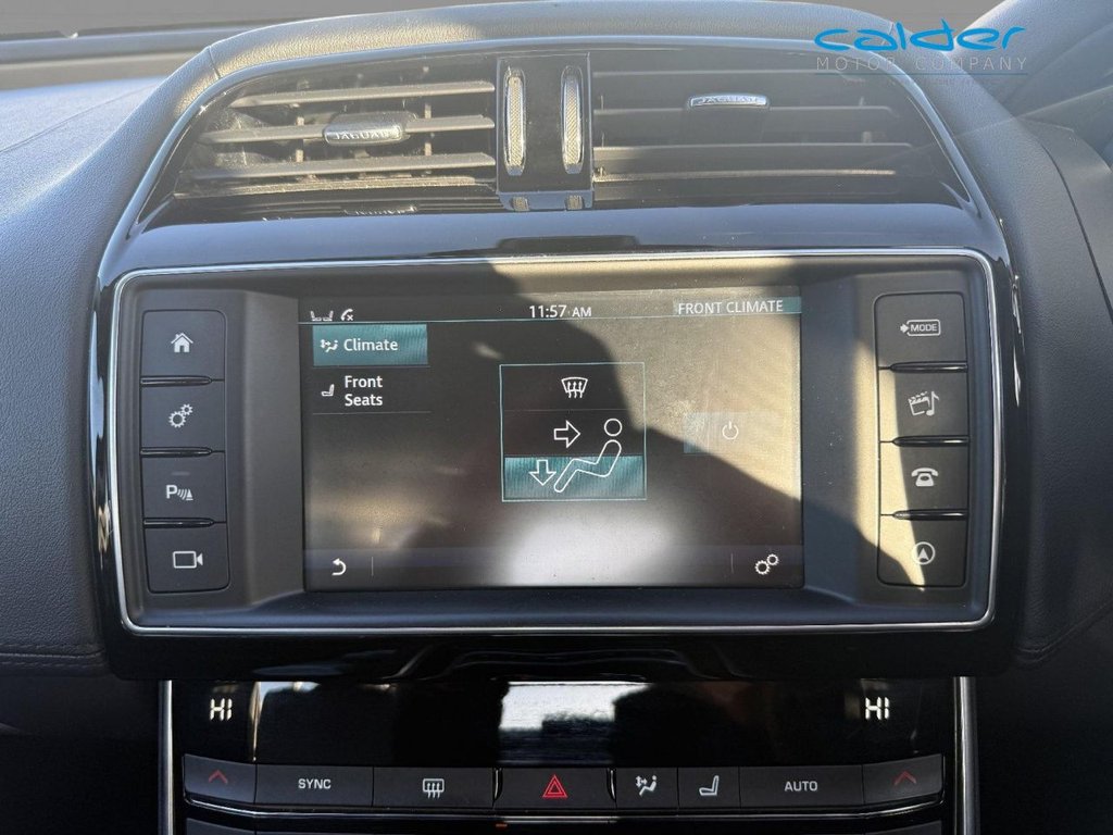 Used Jaguar XE 2015 for sale - 76783364: Photo 24