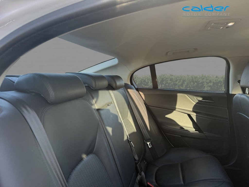 Used Jaguar XE 2015 for sale - 76783364: Photo 33