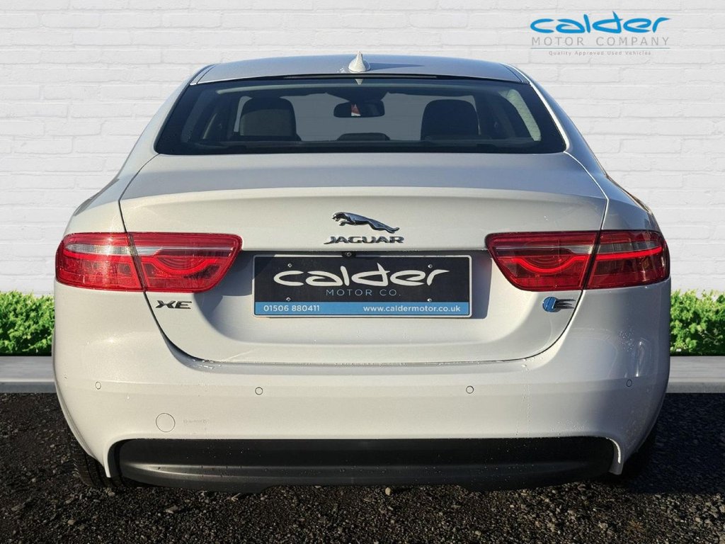 Used Jaguar XE 2015 for sale - 76783364: Photo 9