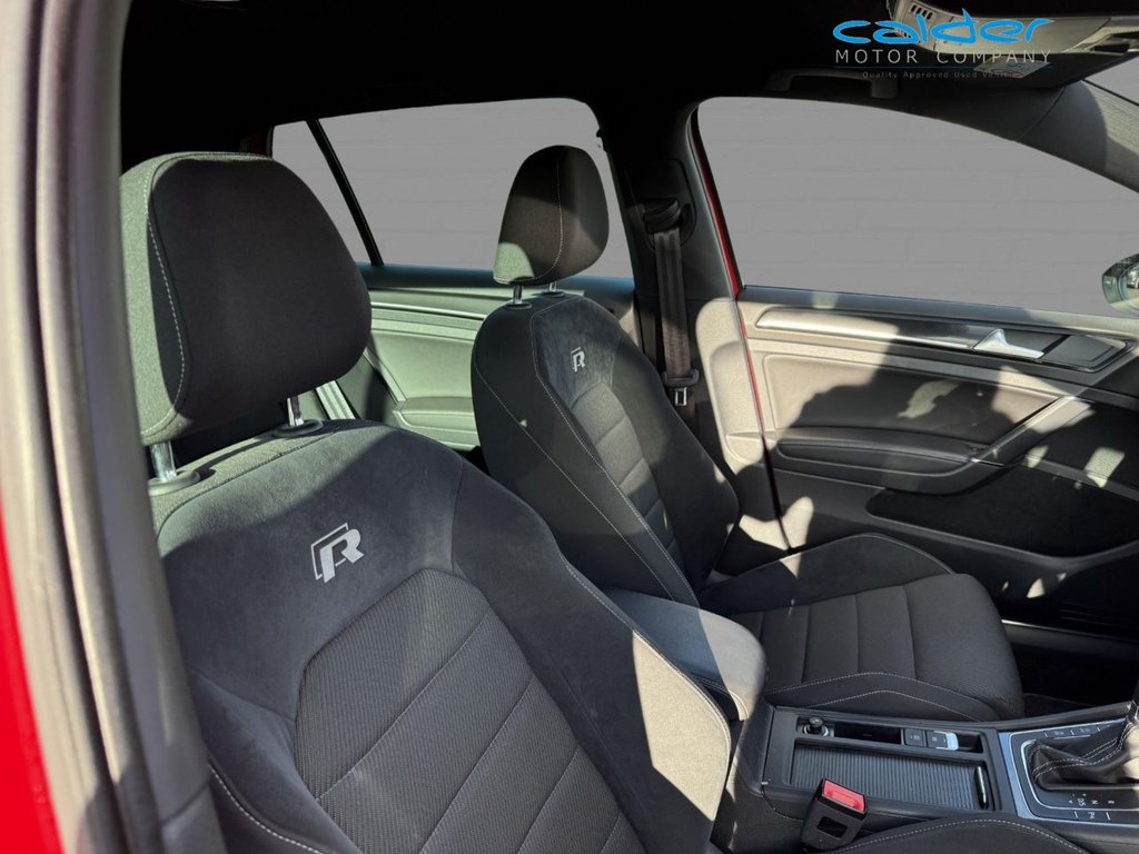 Used Volkswagen Golf 2018 for sale - 76520390: Photo 23