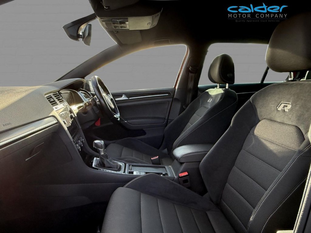 Used Volkswagen Golf 2018 for sale - 76520390: Photo 24