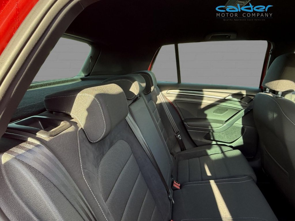 Used Volkswagen Golf 2018 for sale - 76520390: Photo 30