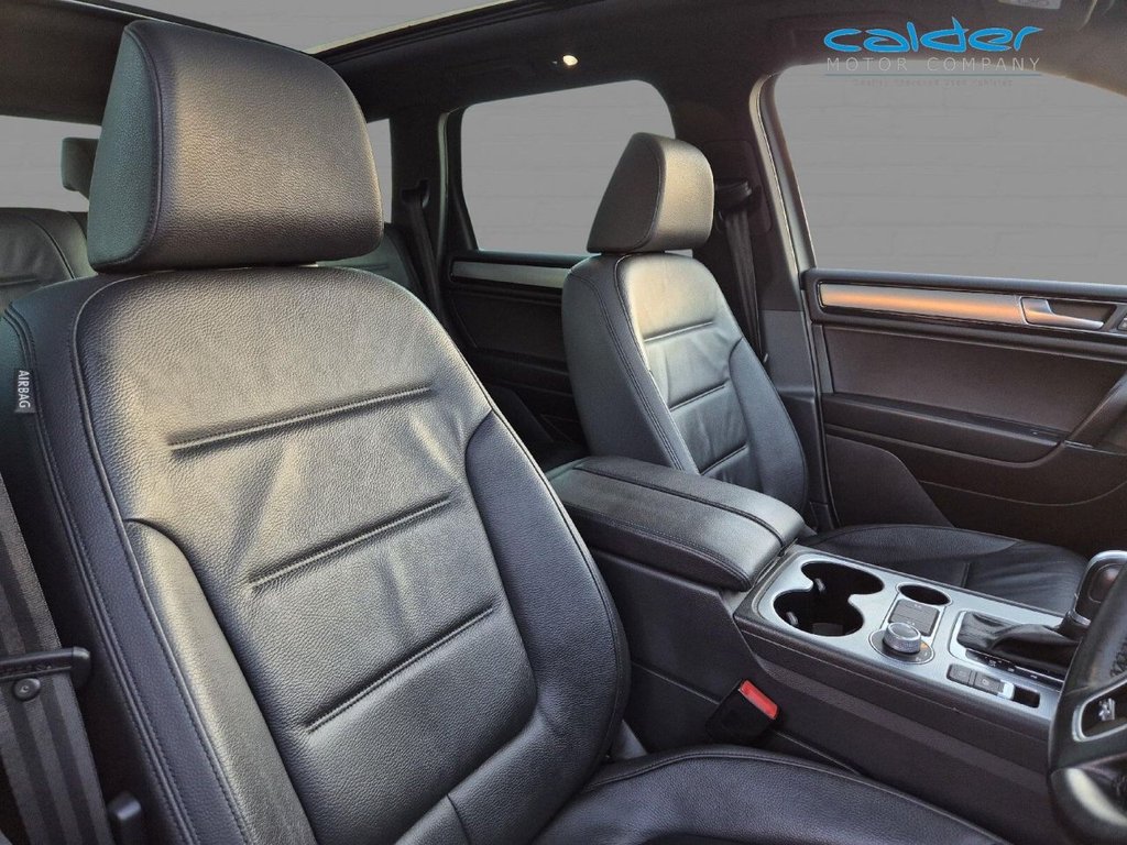 Used Volkswagen Touareg 2015 for sale - 76962557: Photo 18