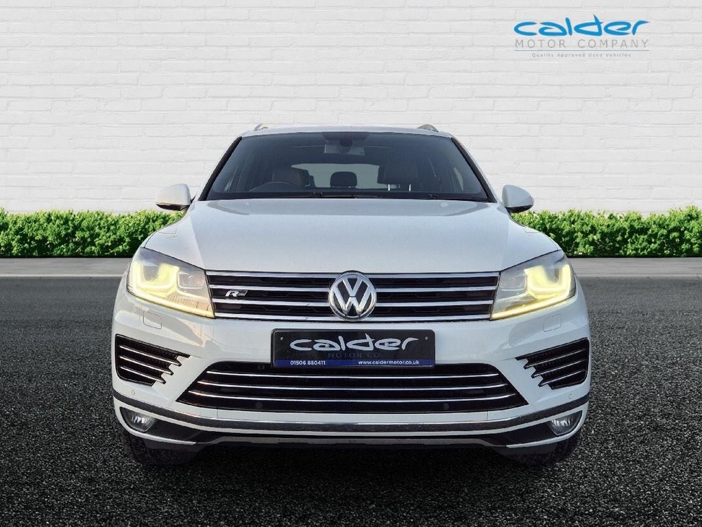Used Volkswagen Touareg 2015 for sale - 76962557: Photo 2