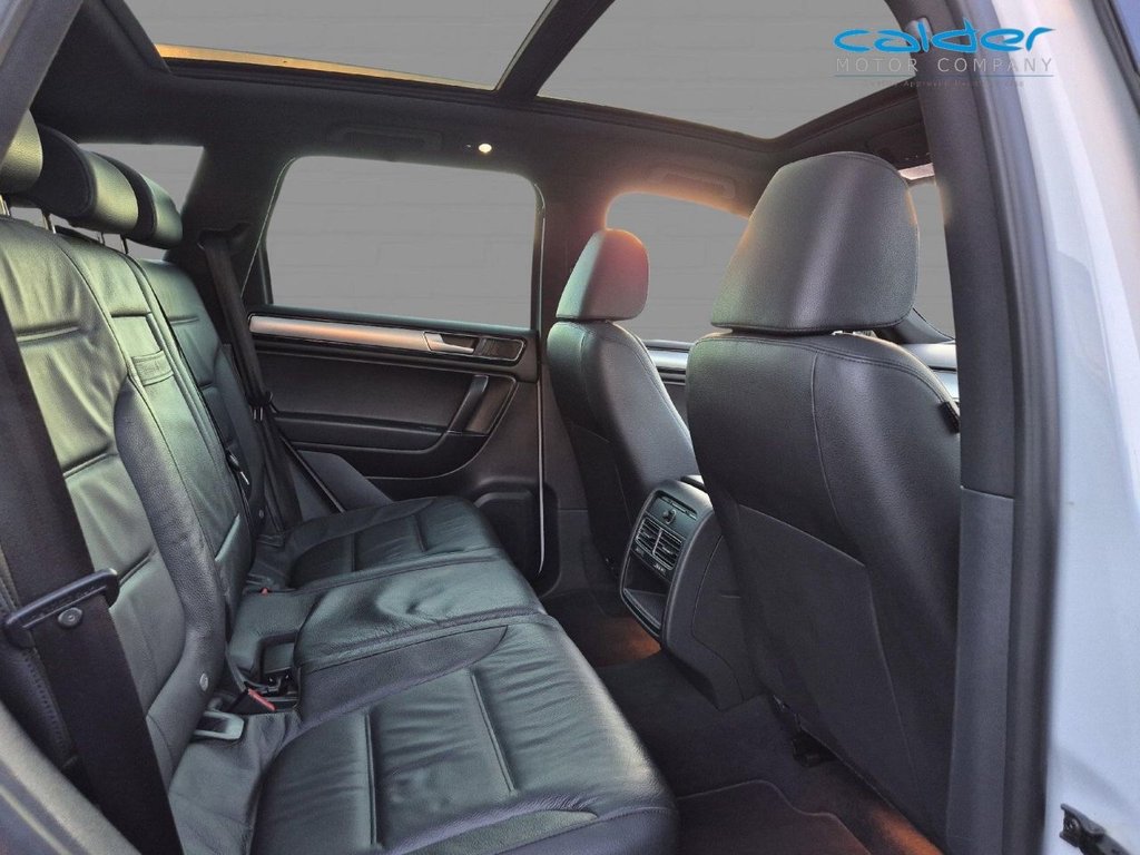 Used Volkswagen Touareg 2015 for sale - 76962557: Photo 45