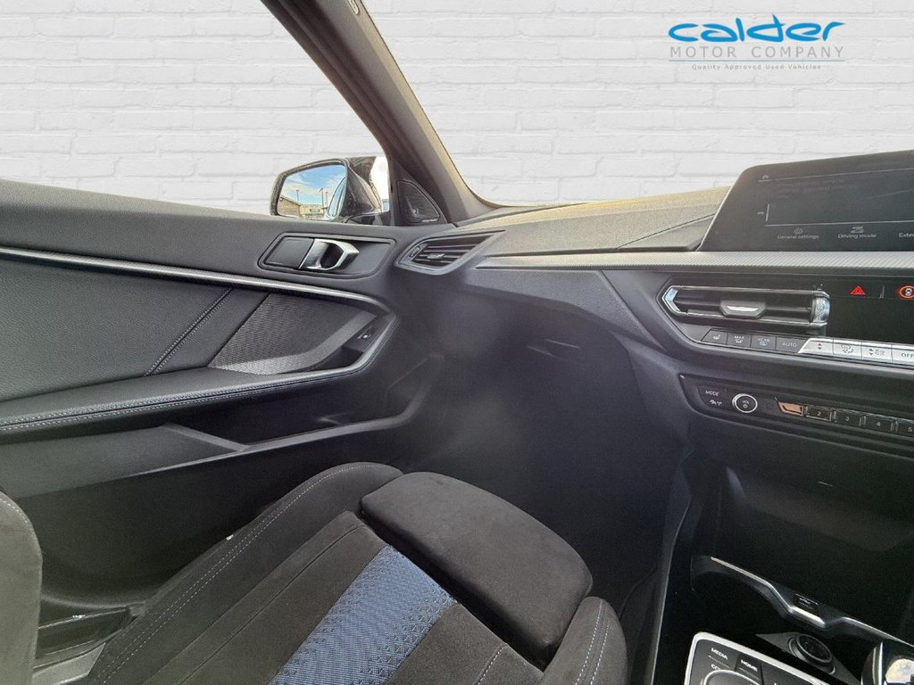 Used BMW 1 Series 2024 for sale - 76539621: Photo 33