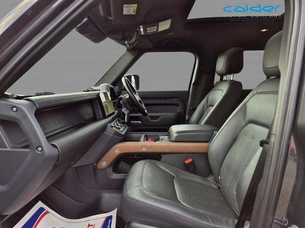 Used Land Rover Defender 110 2022 for sale - 75307782: Photo 21