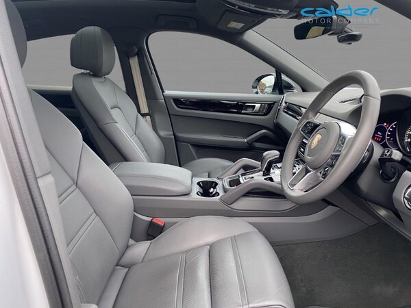Used Porsche Cayenne 2023 for sale - 75307801: Photo 16