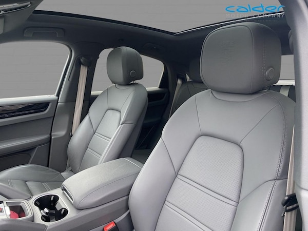 Used Porsche Cayenne 2023 for sale - 75307801: Photo 17