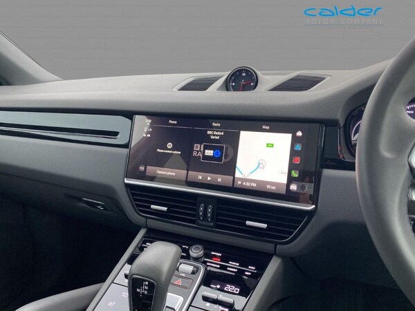 Used Porsche Cayenne 2023 for sale - 75307801: Photo 35