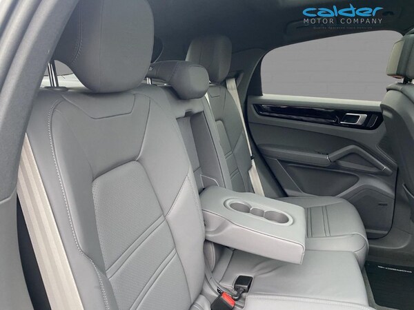 Used Porsche Cayenne 2023 for sale - 75307801: Photo 39