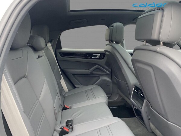 Used Porsche Cayenne 2023 for sale - 75307801: Photo 41